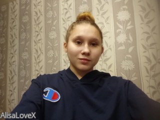 Webcam model AlisaLoveX from CamContacts