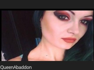Webcam model QueenAbaddon from CamContacts