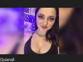 Webcam model Quianali from CamContacts