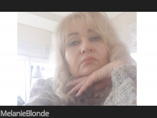 Webcam model MelanieBlonde from CamContacts
