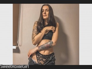 Webcam model SweetRoxieGirl from CamContacts
