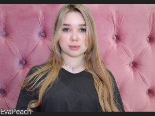 EvaPeach's Cammodel Profile - CamContacts