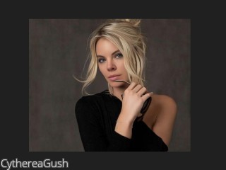 Webcam model CythereaGush from CamContacts