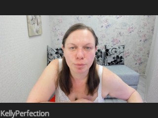 Webcam model KellyPerfection from CamContacts