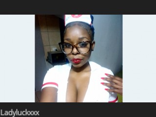 Webcam model Ladyluckxxx from CamContacts