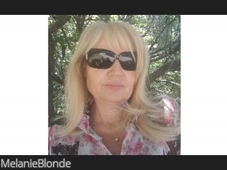 Webcam model MelanieBlonde from CamContacts