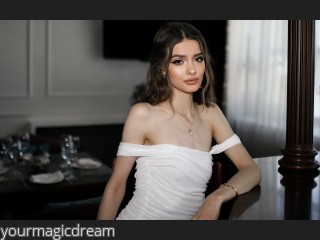 Webcam model yourmagicdream from CamContacts