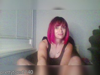 Webcam model prettytoes2140 from CamContacts