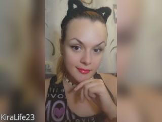 Webcam model KiraLife23 from CamContacts