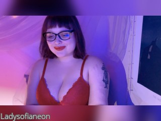 Webcam model Ladysofianeon from CamContacts