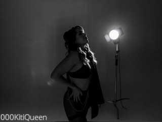 Webcam model 000KitiQueen from CamContacts