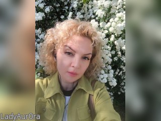 LadyAur0ra
