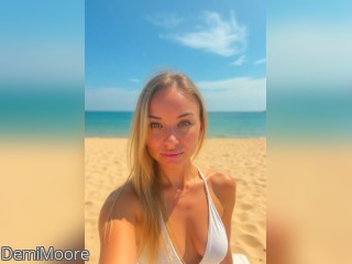 Webcam model DemiMoore from CamContacts