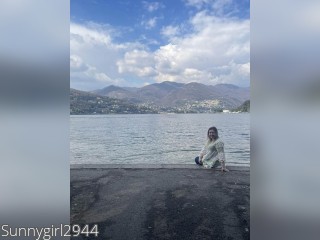 Webcam model Sunnygirl2944 from CamContacts
