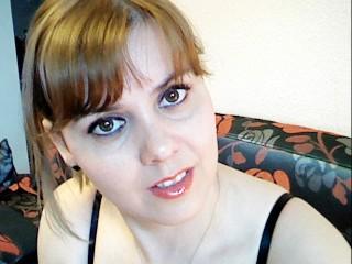 Webcam chat profile for Danielle75: Latex & rubber