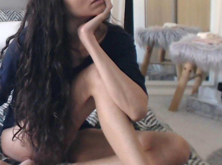 Webcam chat profile for LongSkinnyLegs: Dancing