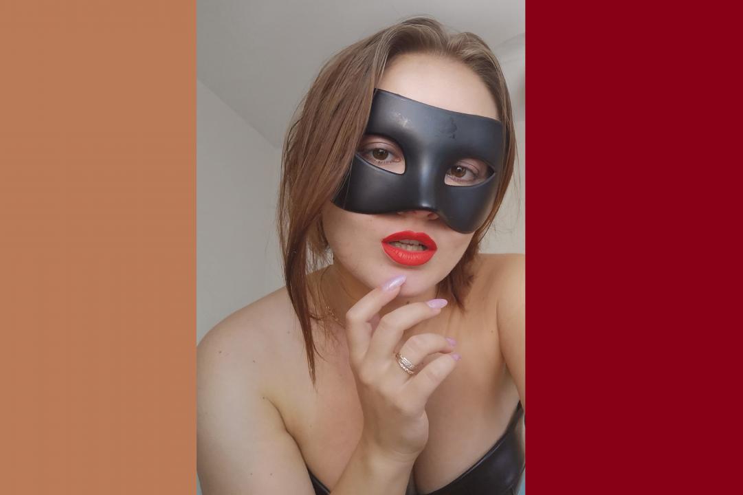 Webcam chat profile for YourGentleKiss: Kissing