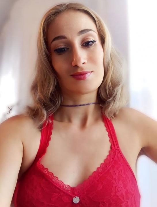 Webcam chat profile for WowWomann