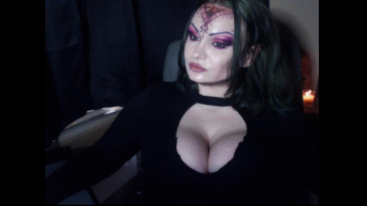 LIVE VideoChat with QueenAbaddon