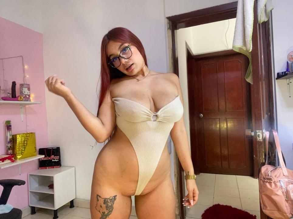 Webcam chat profile for AdrielleMoon: Bondage & discipline