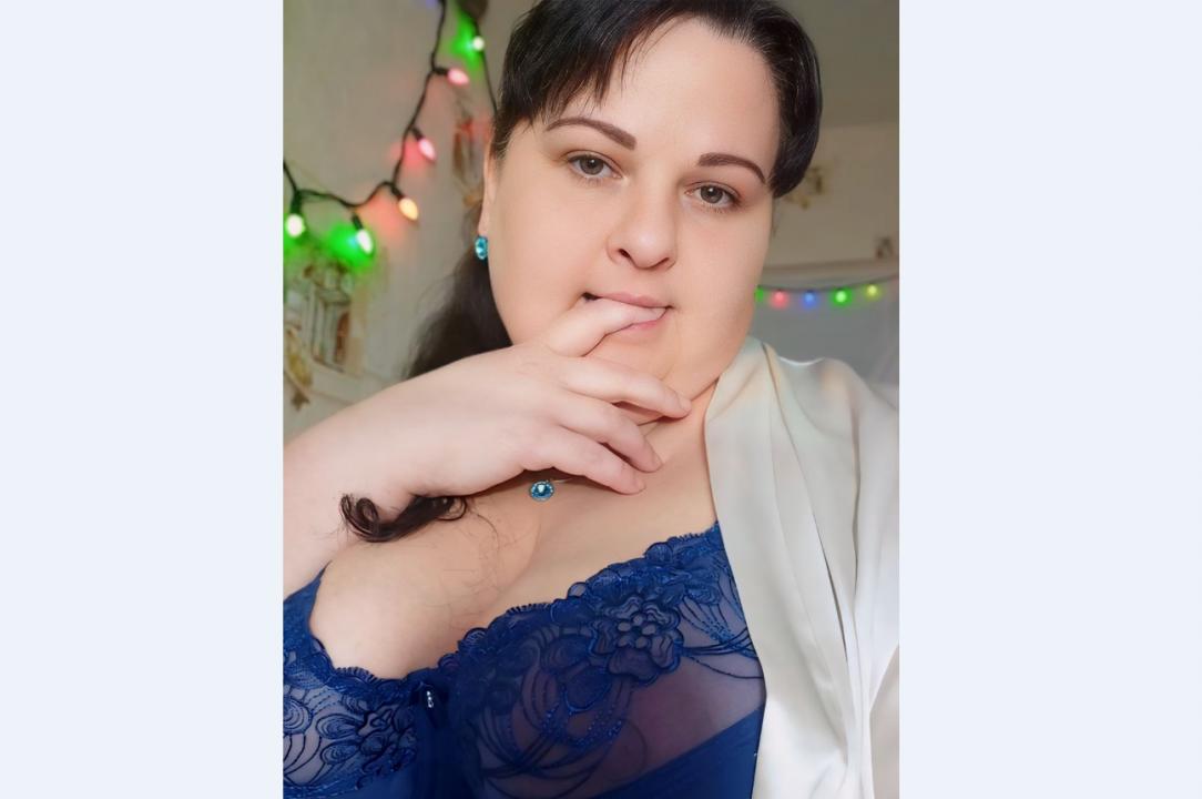 Webcam chat profile for BabySweetXX: Exhibition