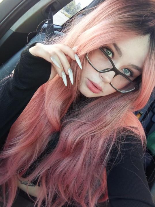 Webcam chat profile for babyfox: Bondage & discipline