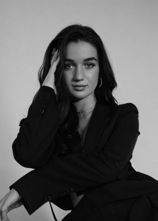 Webcam chat profile for Loverhot: Cooking