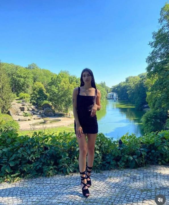 Webcam chat profile for GoldenPanther01