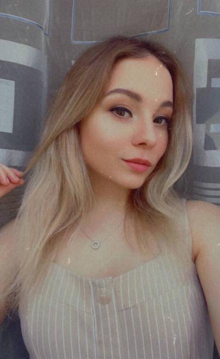 Webcam chat profile for SunsetLily: Travel