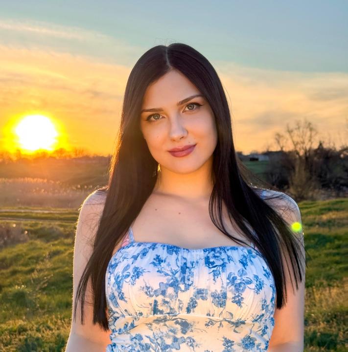 Webcam chat profile for cuteKarinaK: Cooking