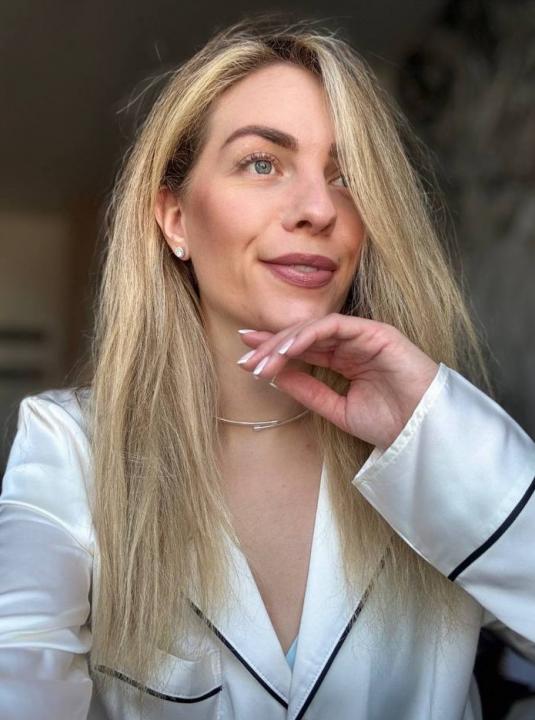 Webcam chat profile for MissSmile1