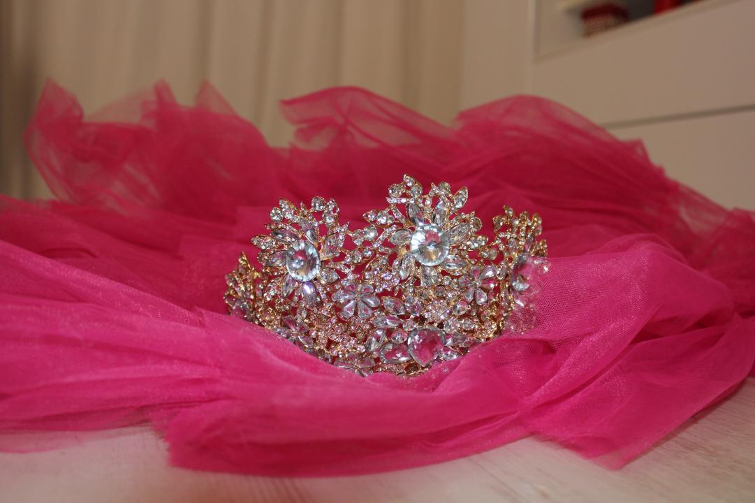 Webcam chat profile for QueenMom: BDSM