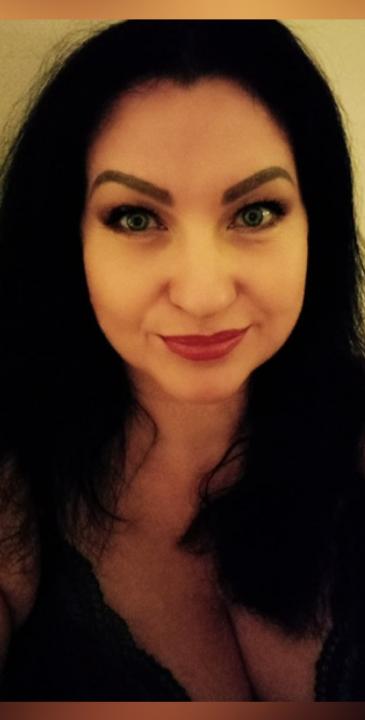 Webcam chat profile for OpenHeart: Photography