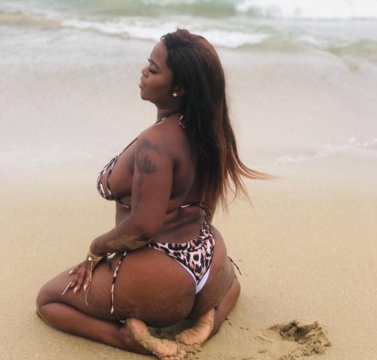 Webcam chat profile for Deviouscurves: Bondage & discipline