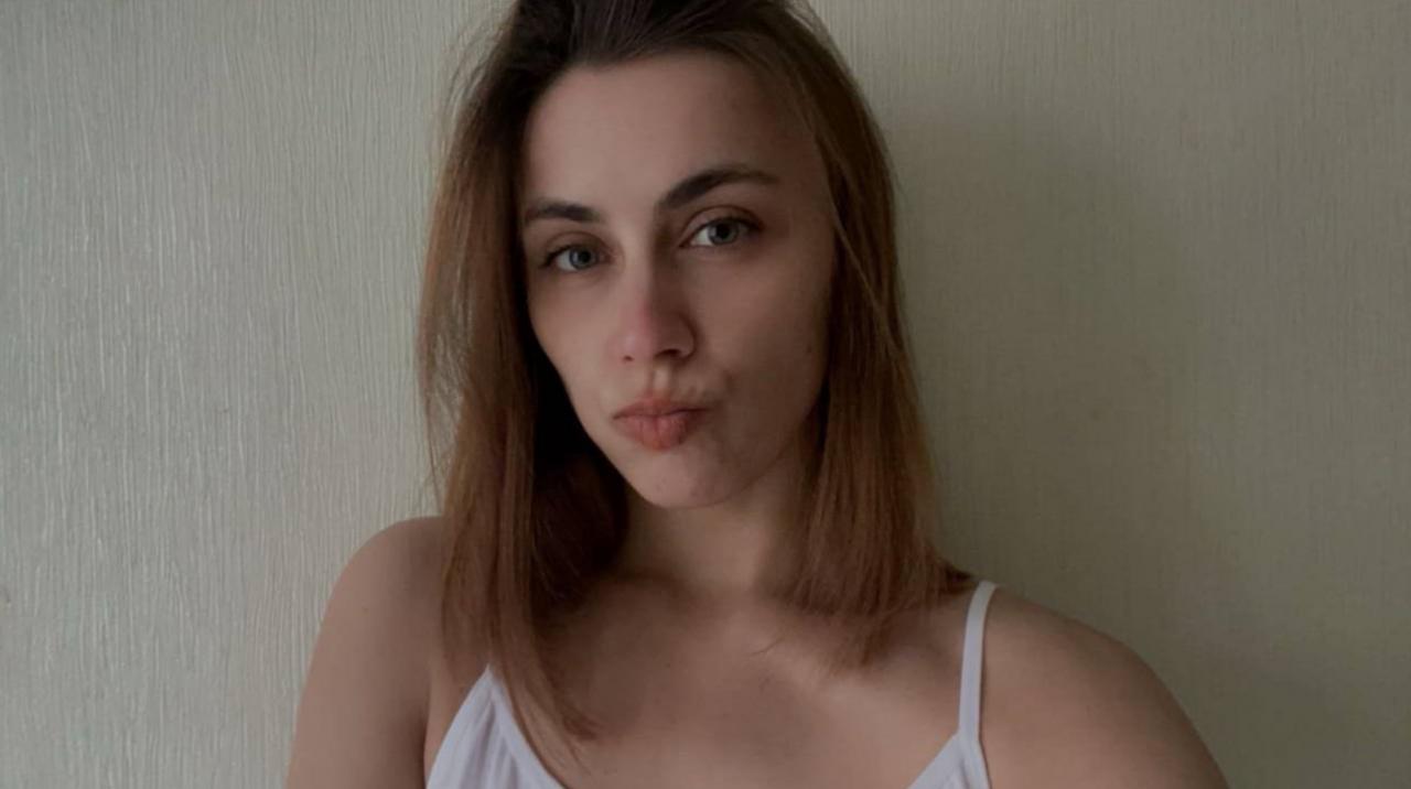 Webcam chat profile for ZoyaA: Ask about my Hobbies