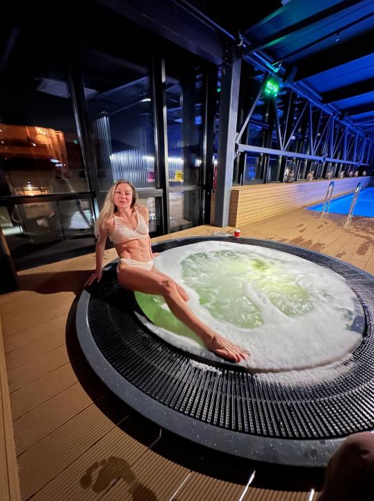 Webcam chat profile for EnchantedRose