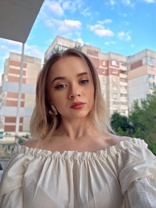Start LIVE VideoChat with 1MissChanel