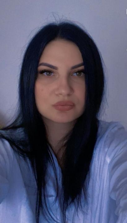 Webcam chat profile for ClassyVibes: Ask about my Hobbies
