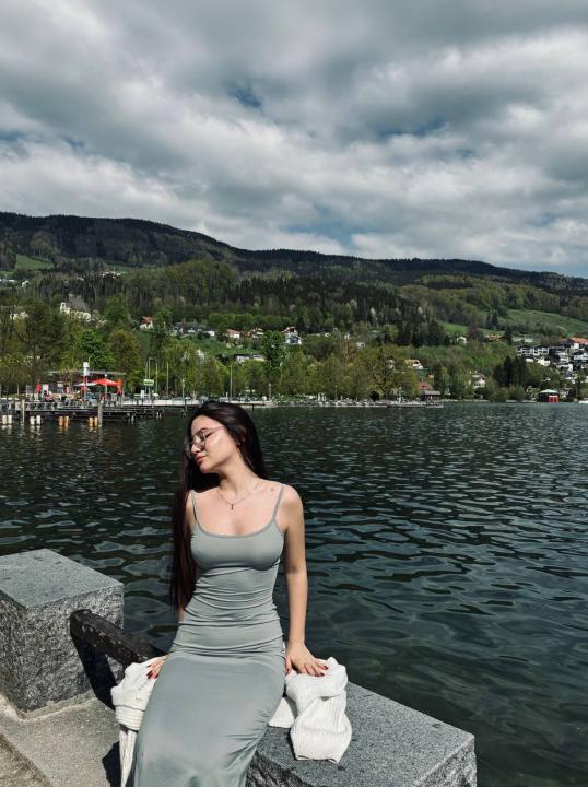 Webcam chat profile for ValeriaMe: Travel