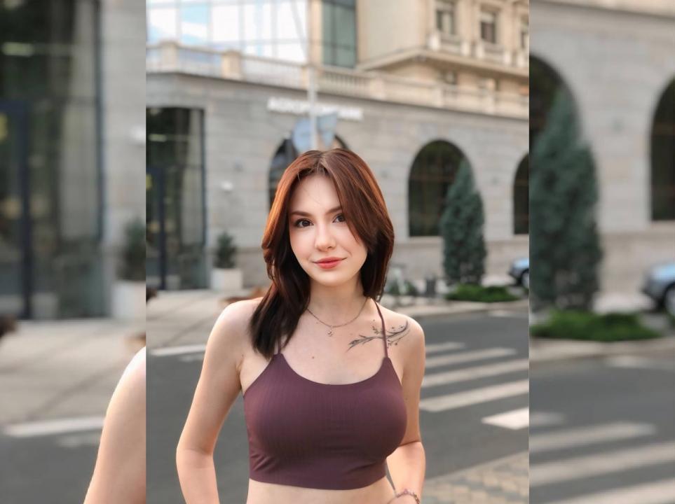 Webcam chat profile for Witchessss: Outfits