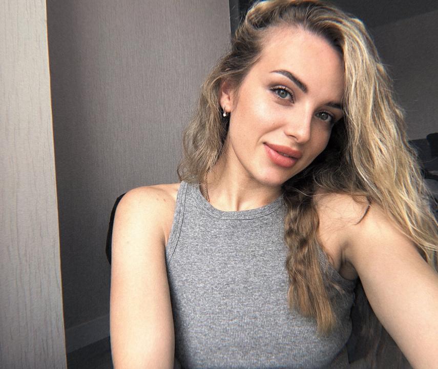 Webcam chat profile for AmistLove1