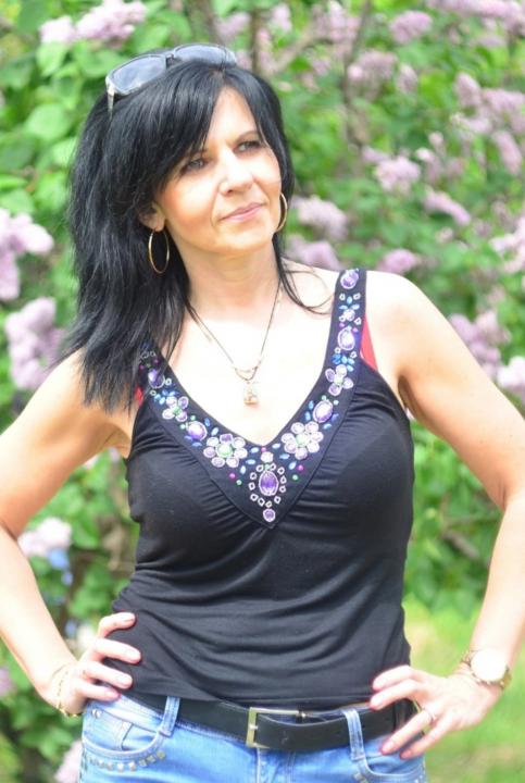 Webcam chat profile for 0JASMIN: Legs, feet & shoes