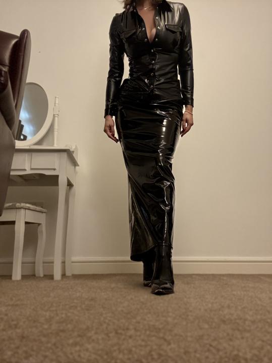 Webcam chat profile for MisszDevil: Bondage & discipline