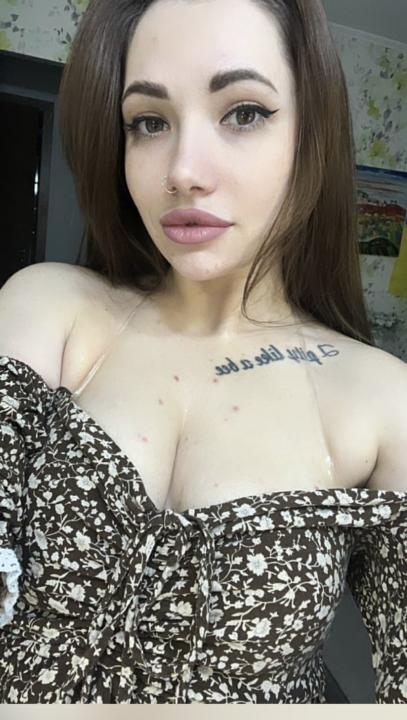 Webcam chat profile for HeartLove1