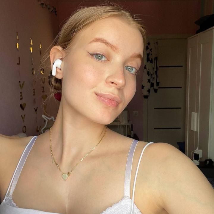 LIVE VideoChat with AphroditeWOW