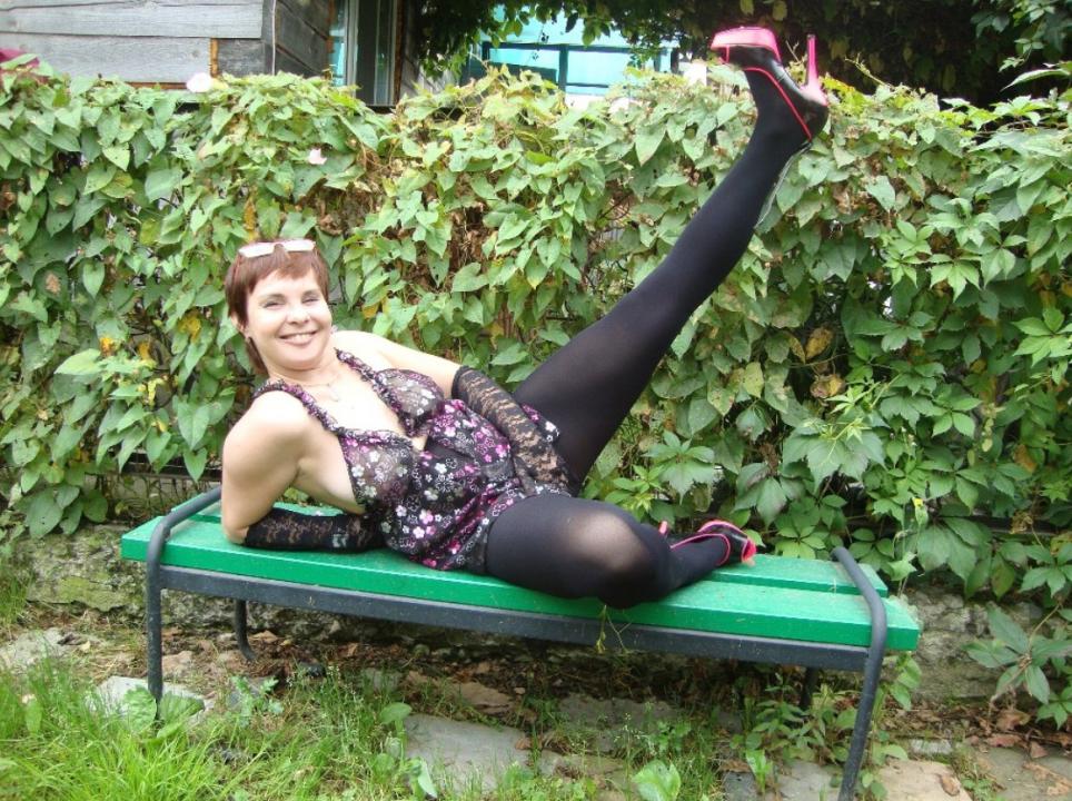 Webcam chat profile for Destinybbb: Bondage & discipline