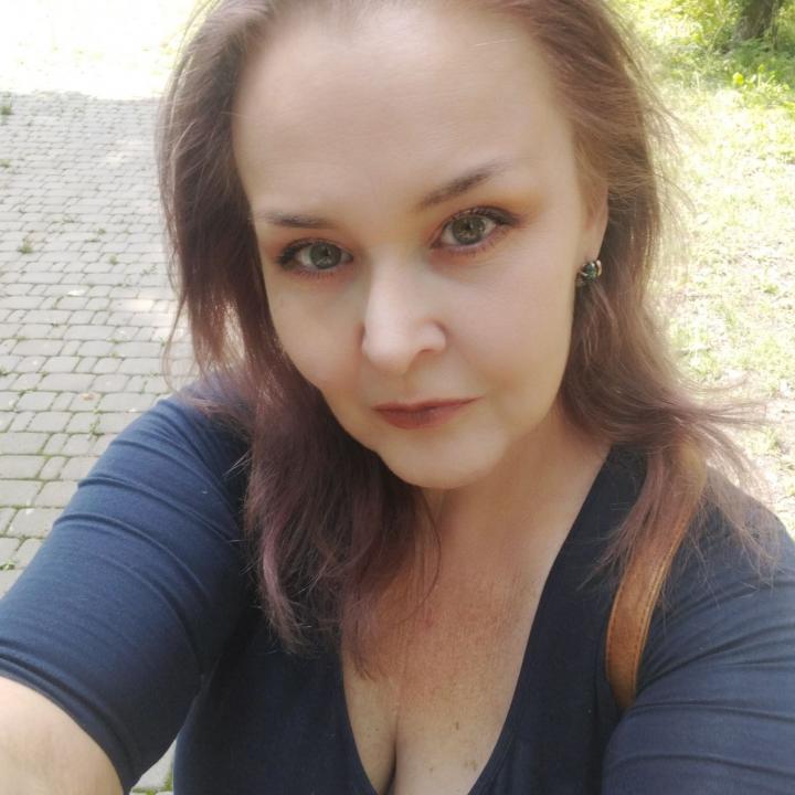 Webcam chat profile for Annabellee: Cooking