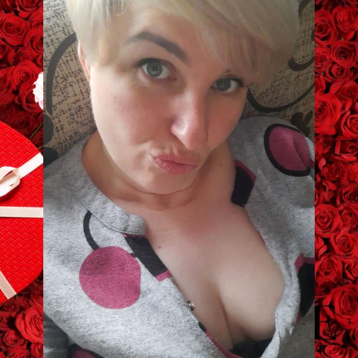 Webcam chat profile for Celestara: Ask about my other activities