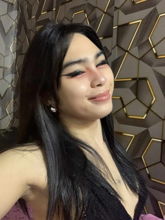 Webcam chat profile for Sweetbee: Bondage & discipline