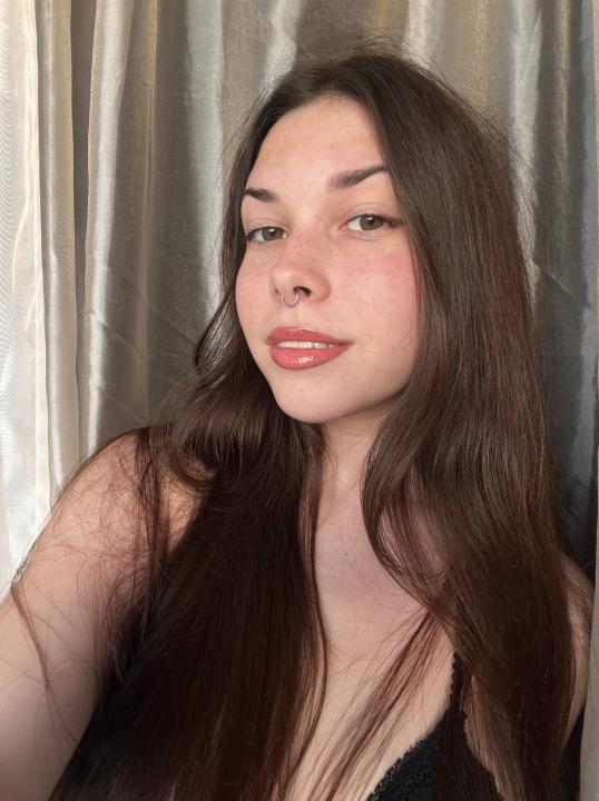 Webcam chat profile for 1Bekki: Sports